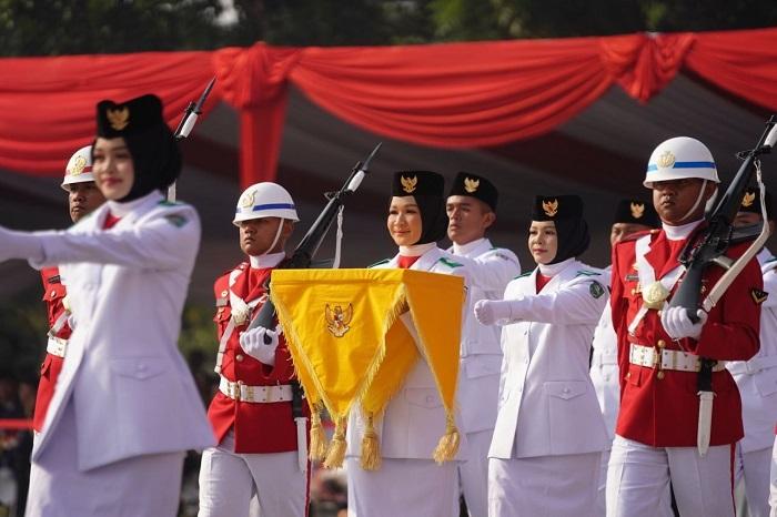 Menempa Diri dalam Berbagai Aktivitas, Kerap Nemani Ayah Jual Bubur
